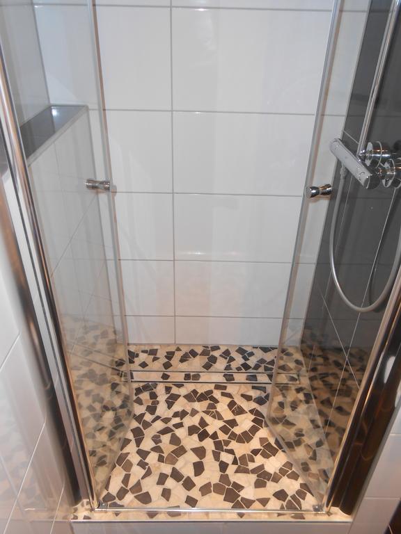 Ruhrzimmer Gelsenkirchen Rom bilde